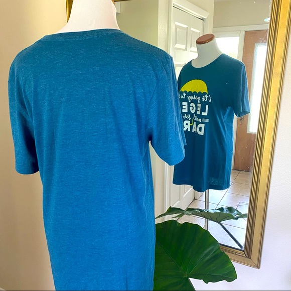 How I Met Your Mother Graphic Shirt LEGENDARY MED - Picture 6 of 10